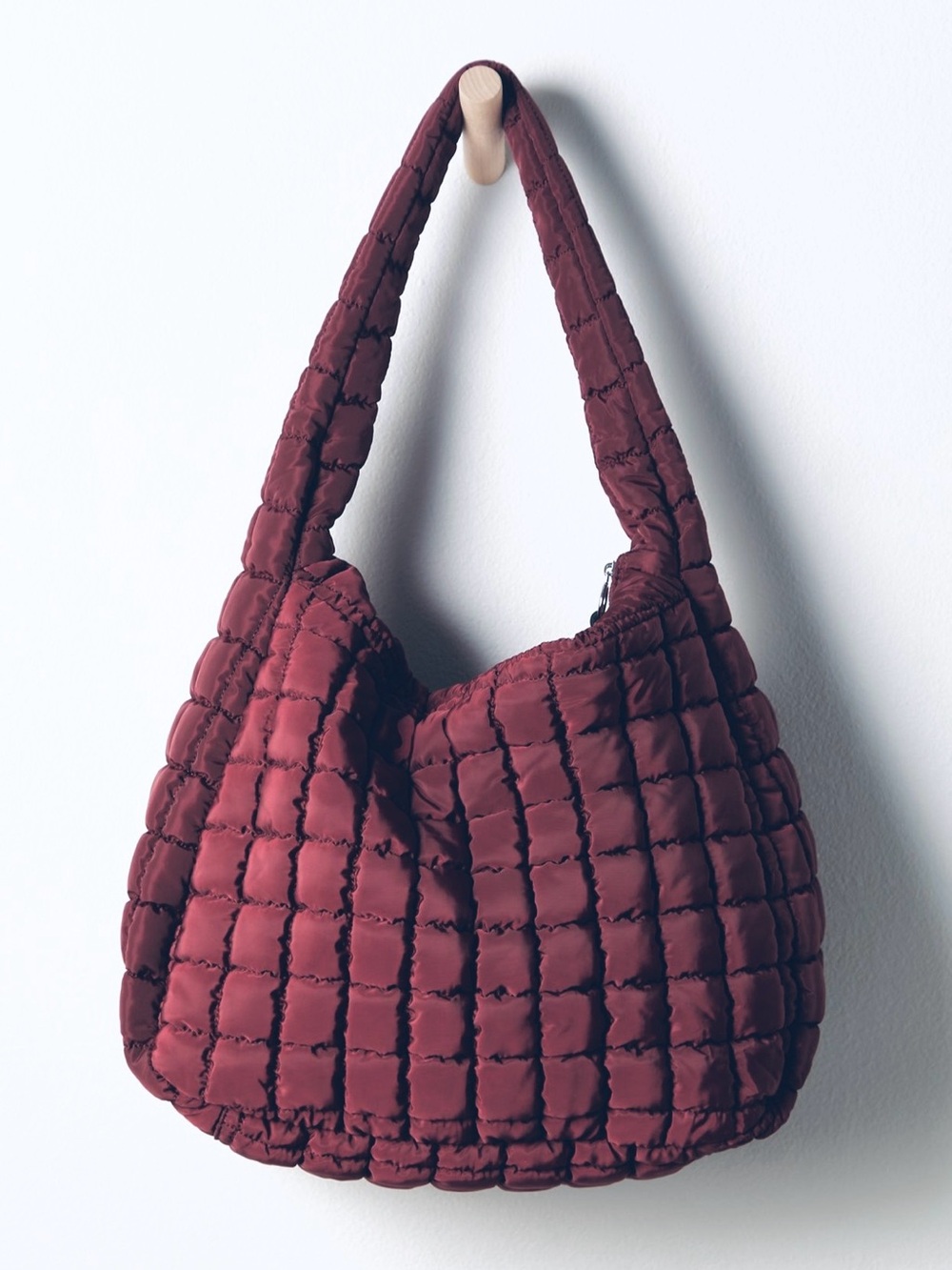 NWT Free People Movement |  Quilted Carryall Bag | Deep Mullberry - Picture 9 of 9